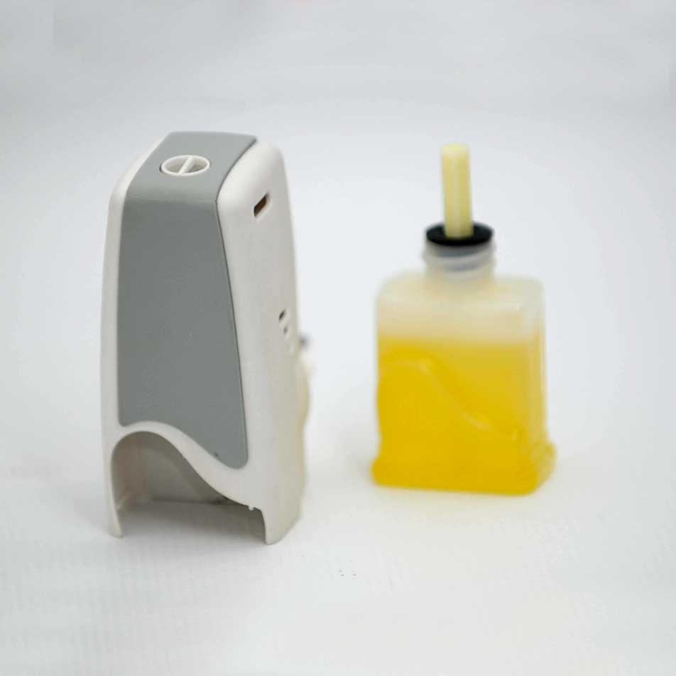 Tabac Neutral geur navulling met elektrische Ambielectric Star diffuser, ideaal voor rook- en tabaksgeur neutralisatie in huis of kantoor